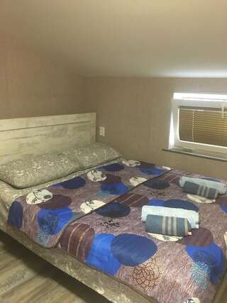 Гостевой дом Panorama Кутаиси Двухместный номер Делюкс с 1 кроватью или 2 отдельными кроватями-4